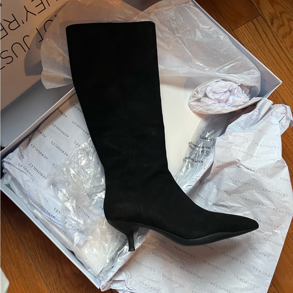 Brand New Women's Kitten Heel Tall Shaft Boot In Black Size 8
